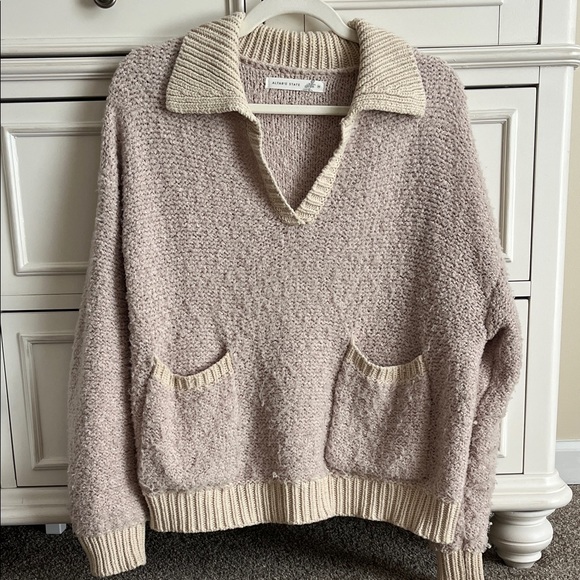 Altar’d State Sweater - Picture 1 of 3